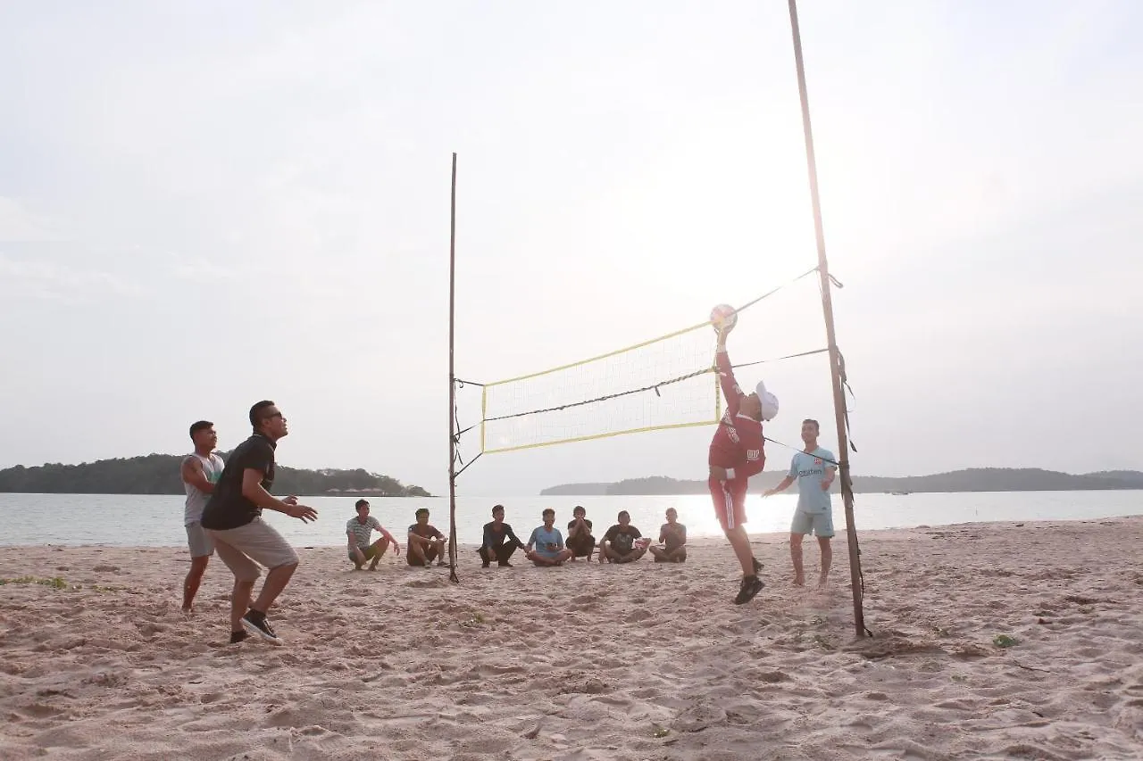 Sealong Bay Zhongqi Conifer Hotel 海龙湾中启康年酒店 Sihanoukville Cambodia